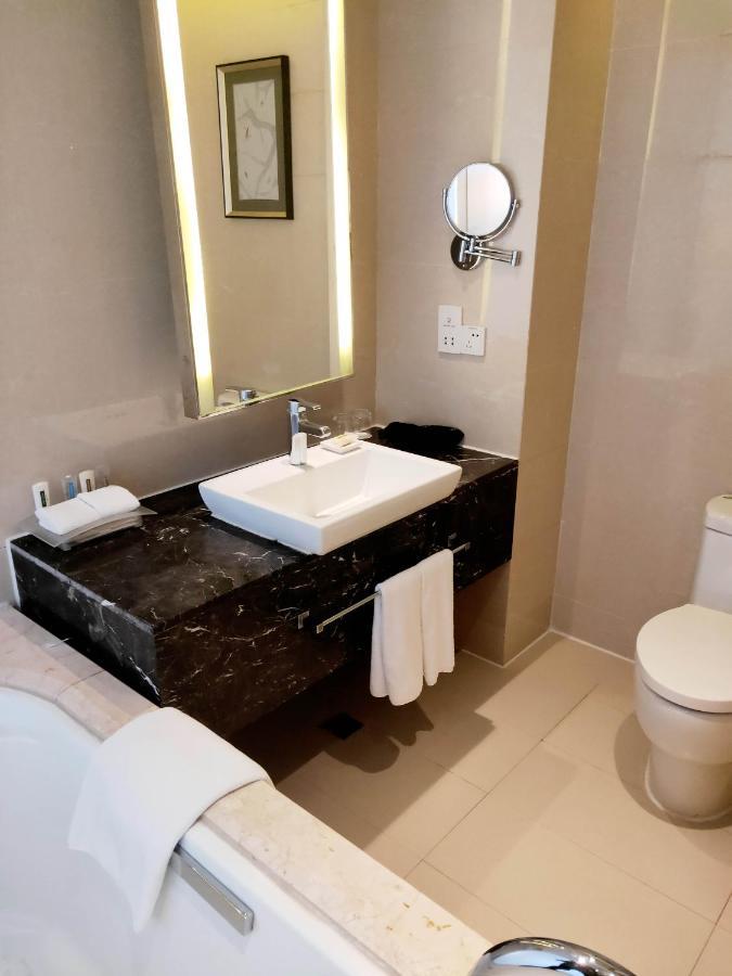 Radisson Hotel Tianjin Aqua City Экстерьер фото