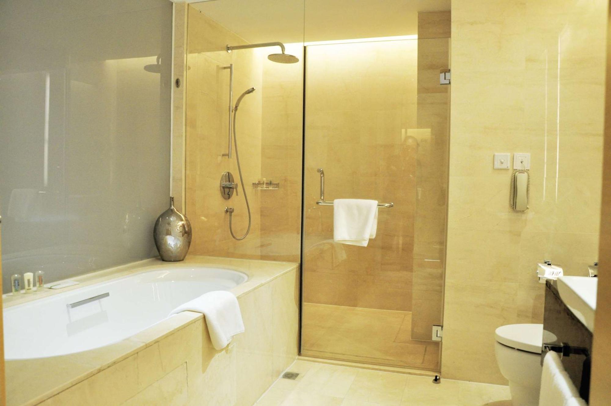 Radisson Hotel Tianjin Aqua City Экстерьер фото